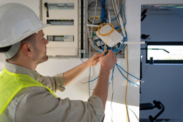 Best Electrical Contractors for Businesses  in Vandalia, OH